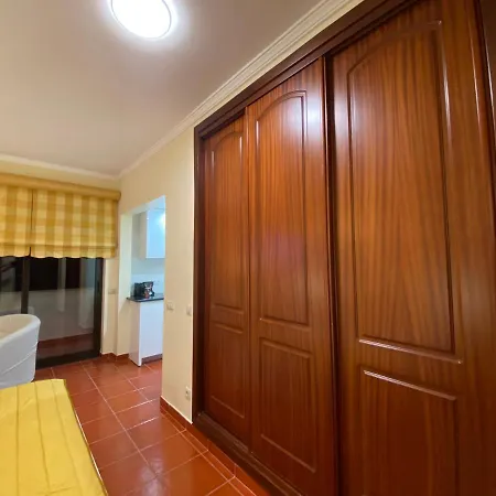 Seven 10 Apartman *